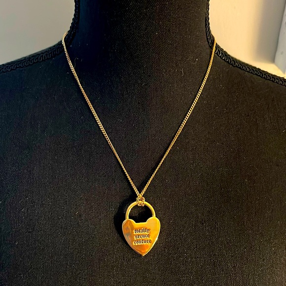 NWT Y2K Juicy Couture “Totally Secure Couture” lock heart pendant necklace gold - Picture 1 of 10